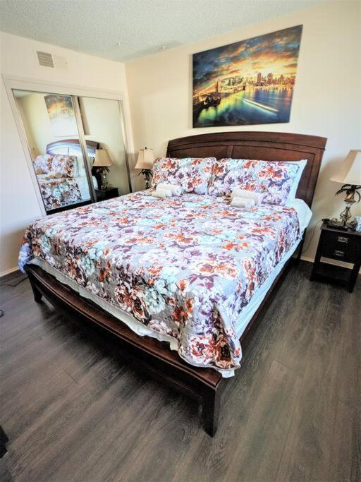 Vacation Home 3.5 Mi To Strip/Dt/Outlt Up To 8 Gst Лас-Вегас Экстерьер фото