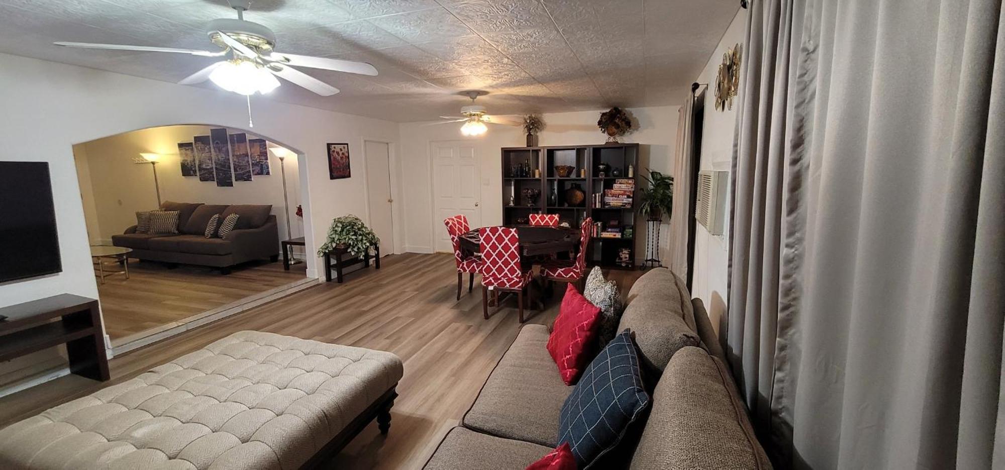 Vacation Home 3.5 Mi To Strip/Dt/Outlt Up To 8 Gst Лас-Вегас Экстерьер фото
