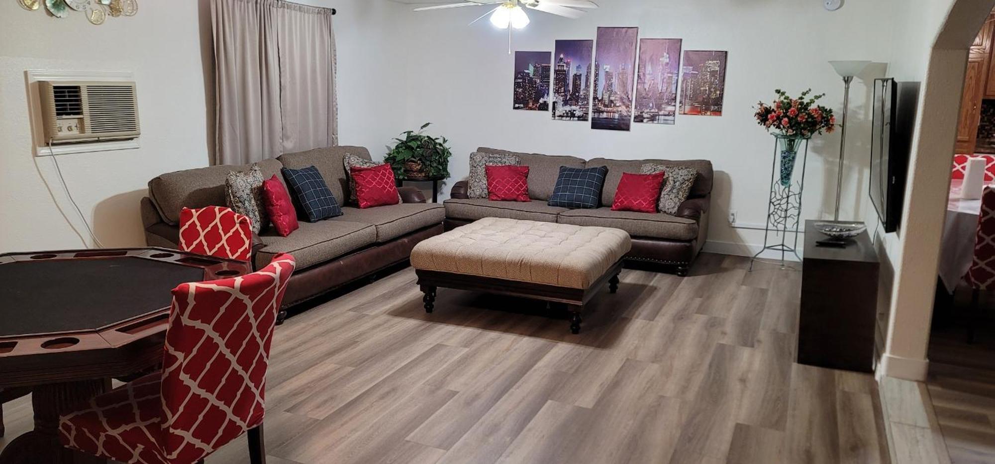 Vacation Home 3.5 Mi To Strip/Dt/Outlt Up To 8 Gst Лас-Вегас Экстерьер фото