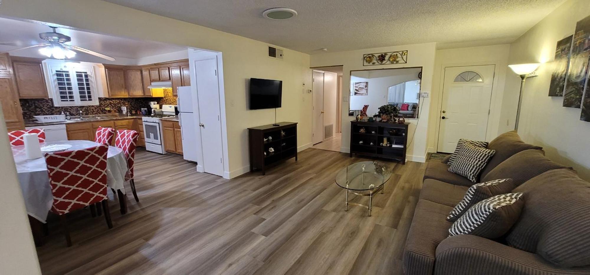 Vacation Home 3.5 Mi To Strip/Dt/Outlt Up To 8 Gst Лас-Вегас Экстерьер фото